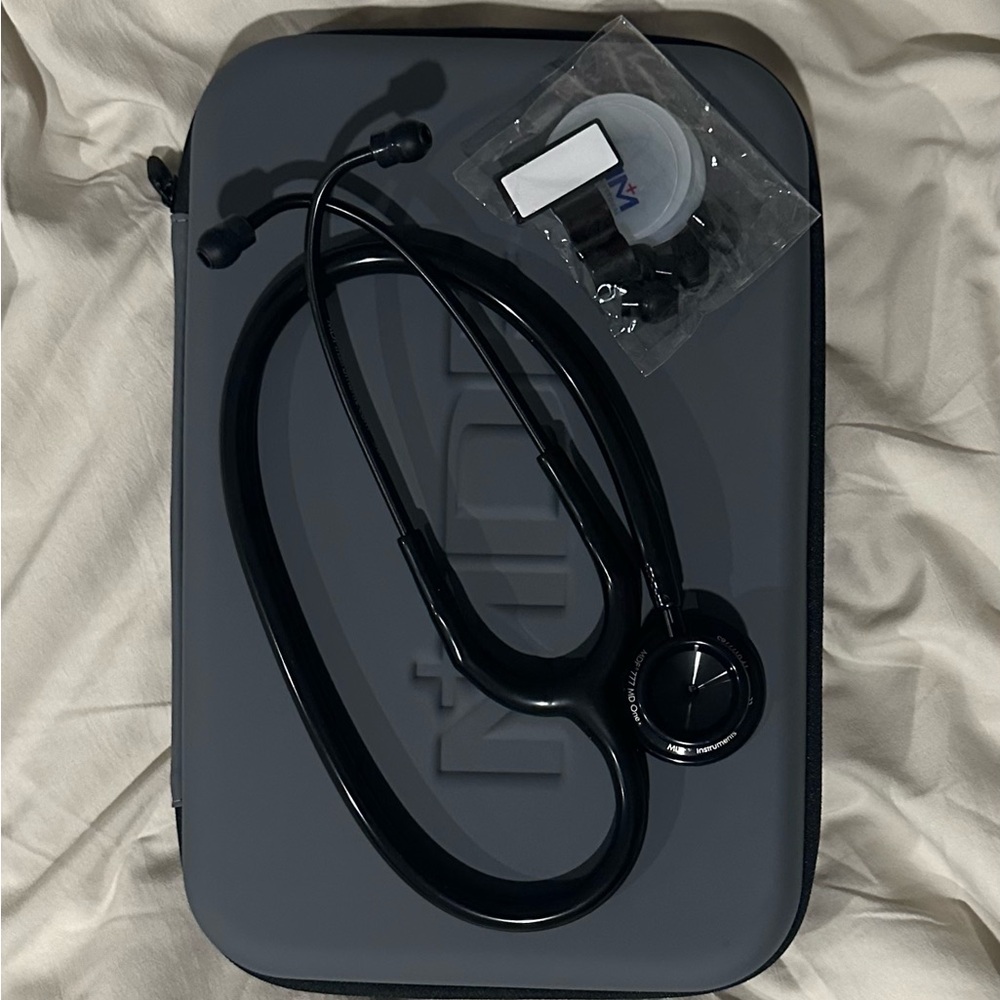 MDF MD One Stethoscope with Case